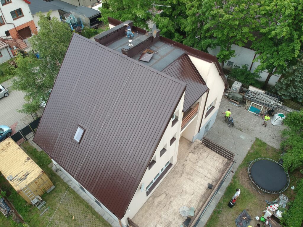 Konserwacja dachu w Łomiankach